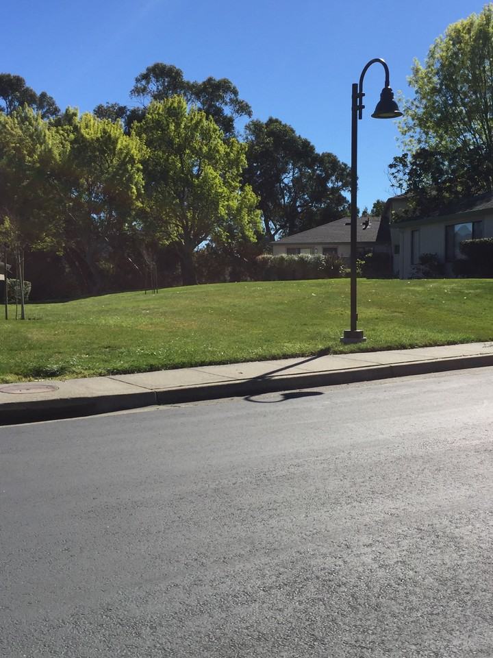 25 Wharf Cir #25 - Photo 2 of 14