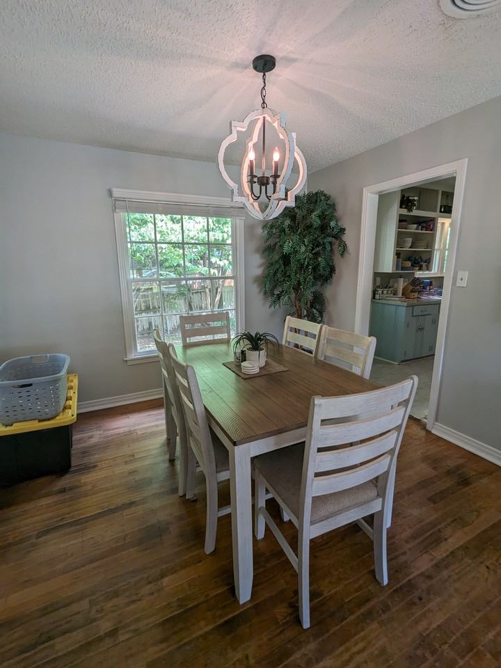 1924 S Wiley Ave #NA - Photo 2 of 23