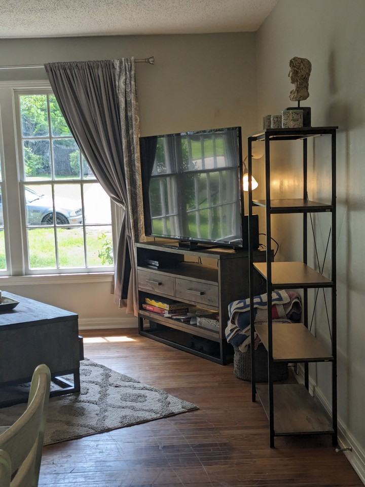 1924 S Wiley Ave #NA - Photo 7 of 23