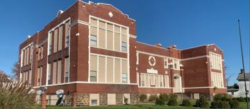 featured image of 54 W Craig St