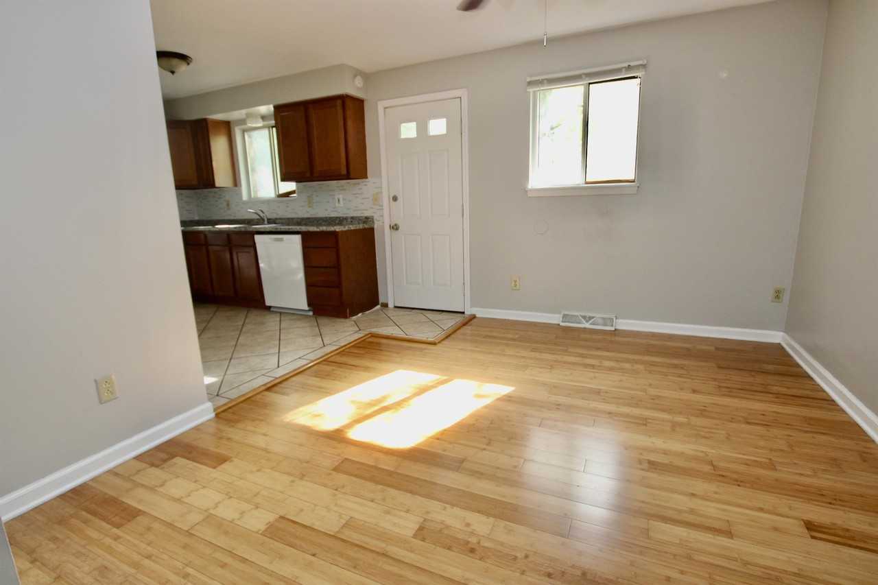 CREEKVIEW/HULTON TOWNHOMES - Photo 4 of 17