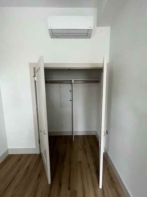 558 Main Street - Photo 4 of 18