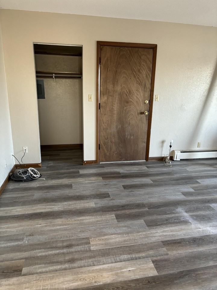 795 4th Ave - Photo 2 of 26