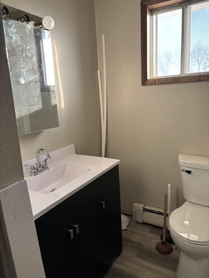 795 4th Ave - Photo 6 of 26