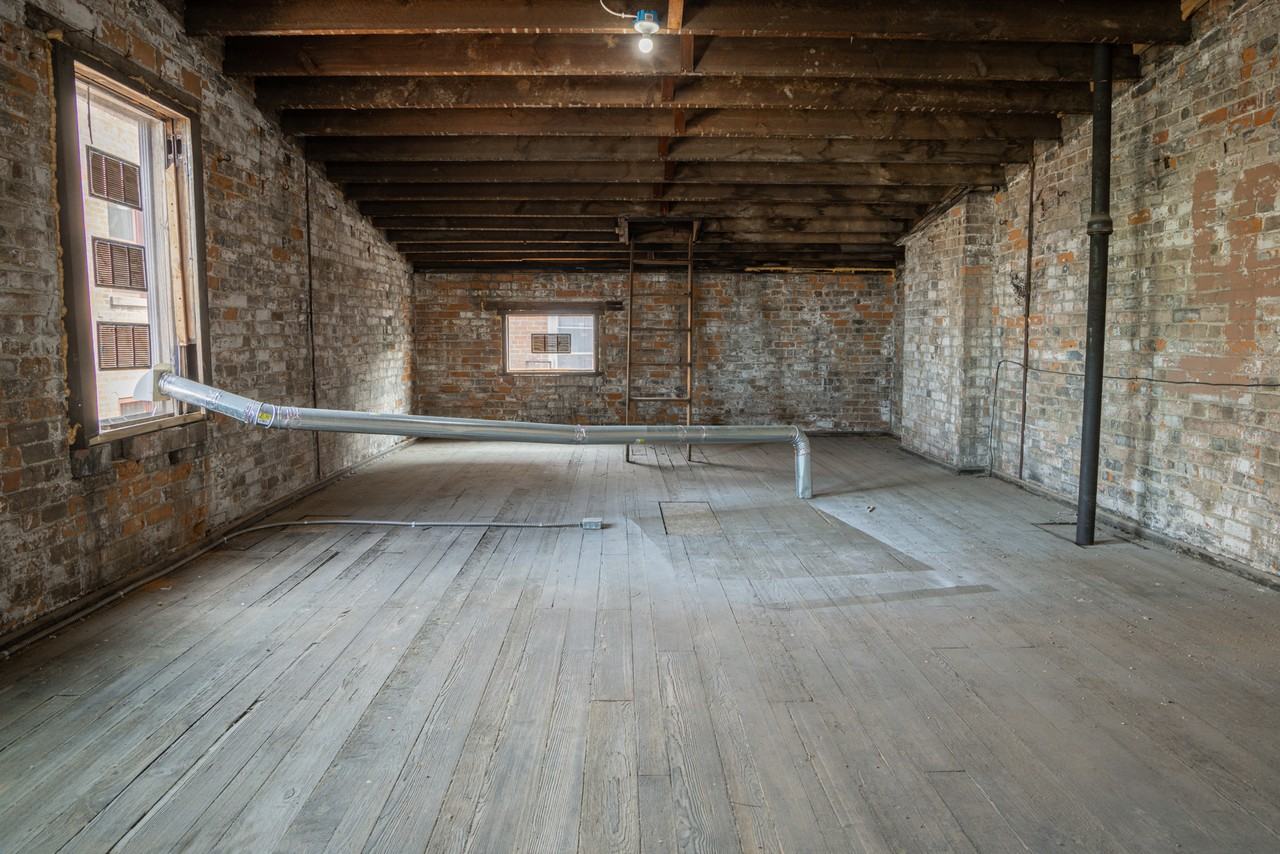 Clifton-103 - Photo 3 of 50