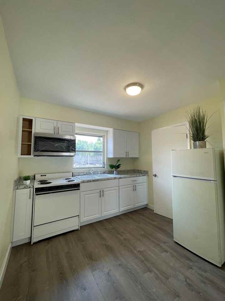 73rd Avenue - Photo 4 of 8