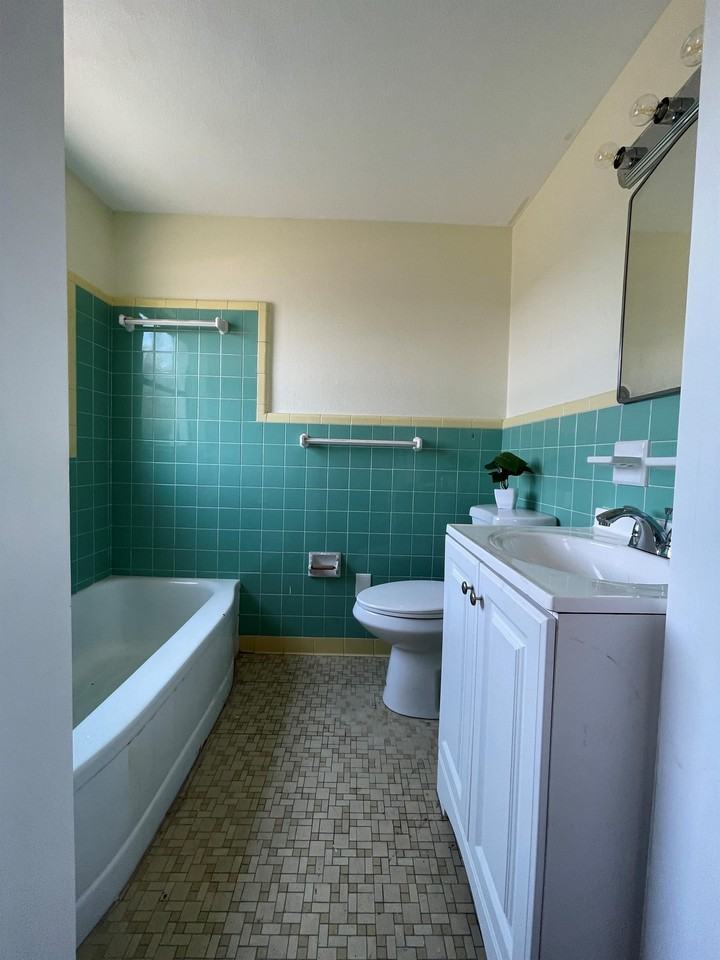 73rd Avenue - Photo 5 of 8