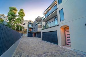 featured image of 2115 Holly Dr #2115