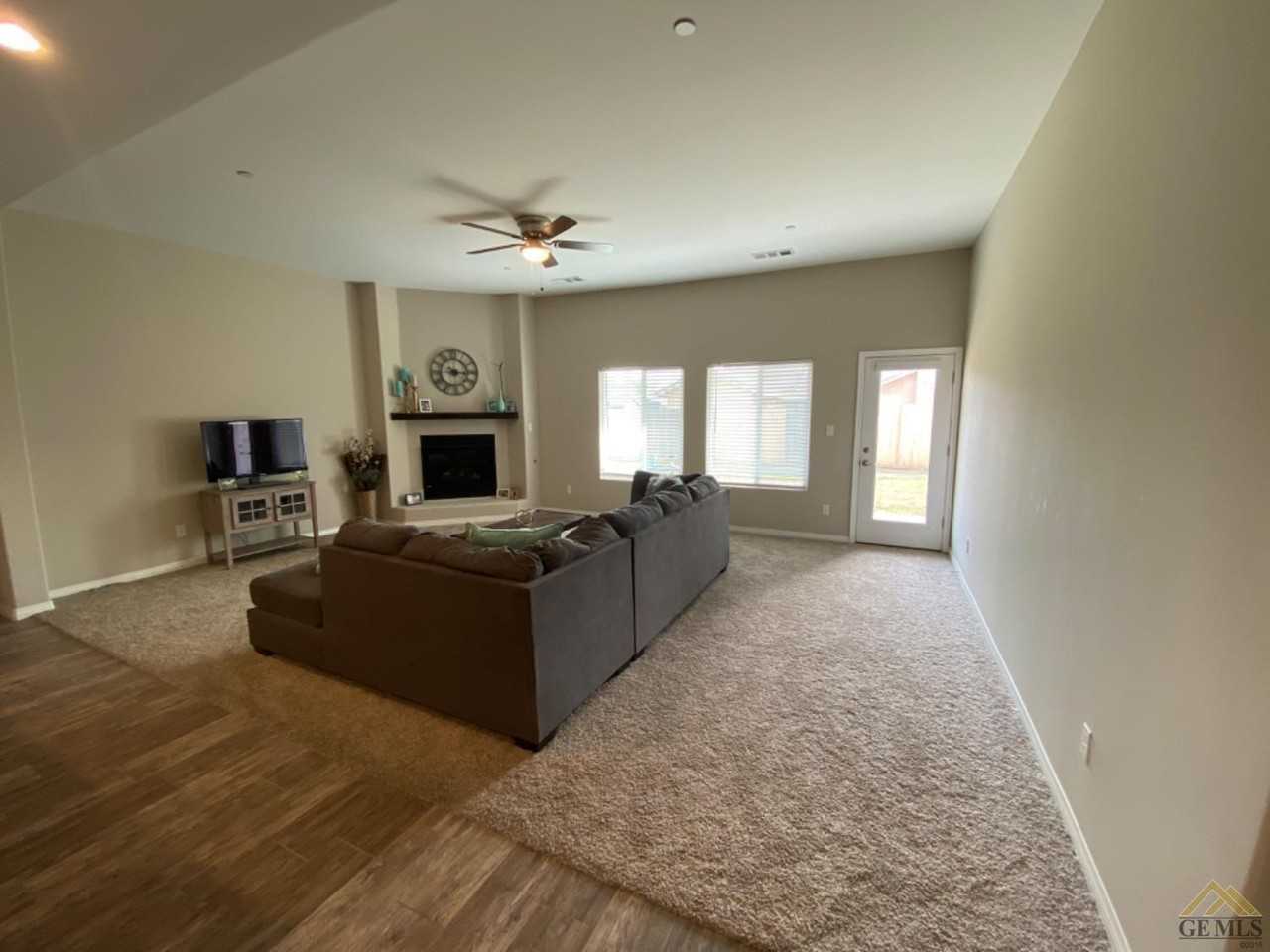 6343 Sultry Rose Ct #1 - Photo 3 of 14