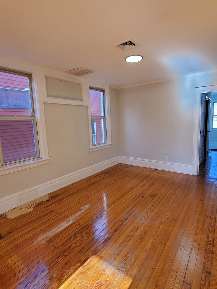 136 Myrtle Avenue #1 - Photo 3 of 3