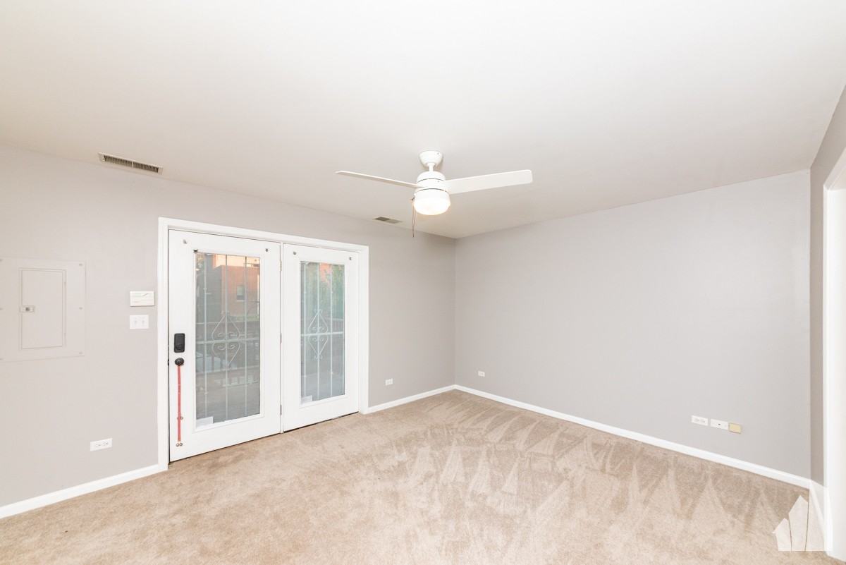 1471 N Larrabee St #C - Photo 6 of 16