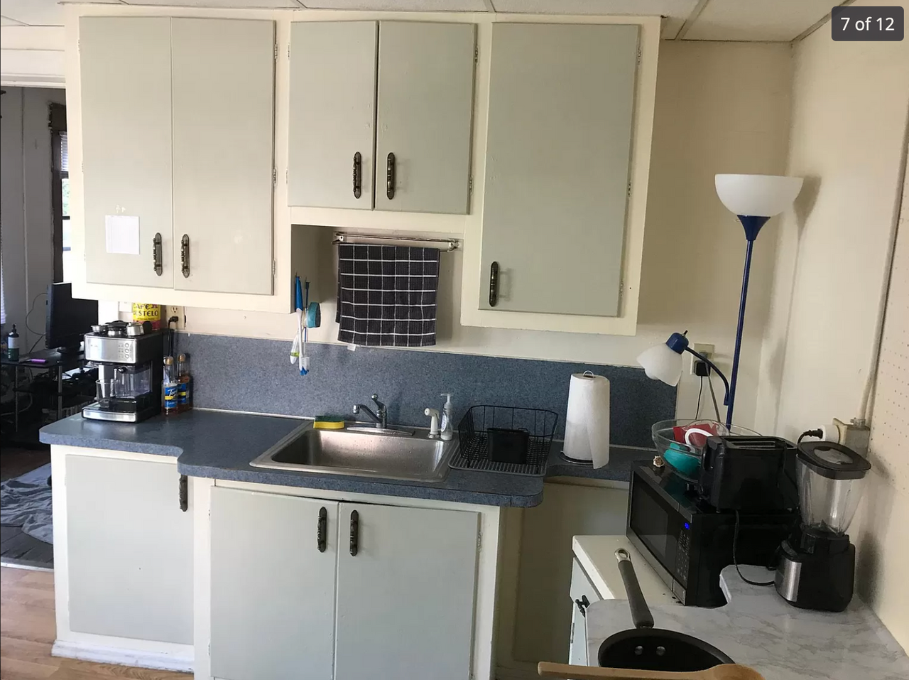 504 W. Elm - Photo 4 of 11