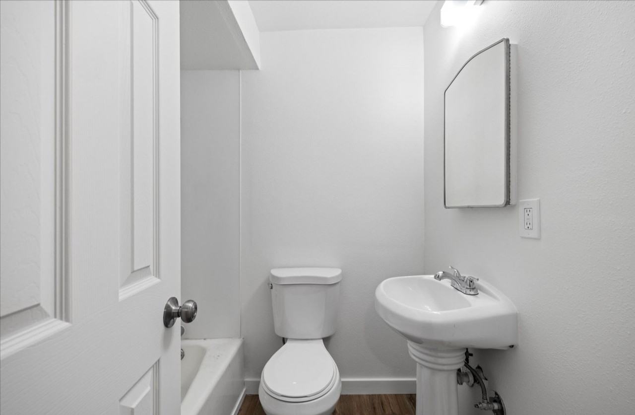 Chestnut Apartments - Photo 7 of 15