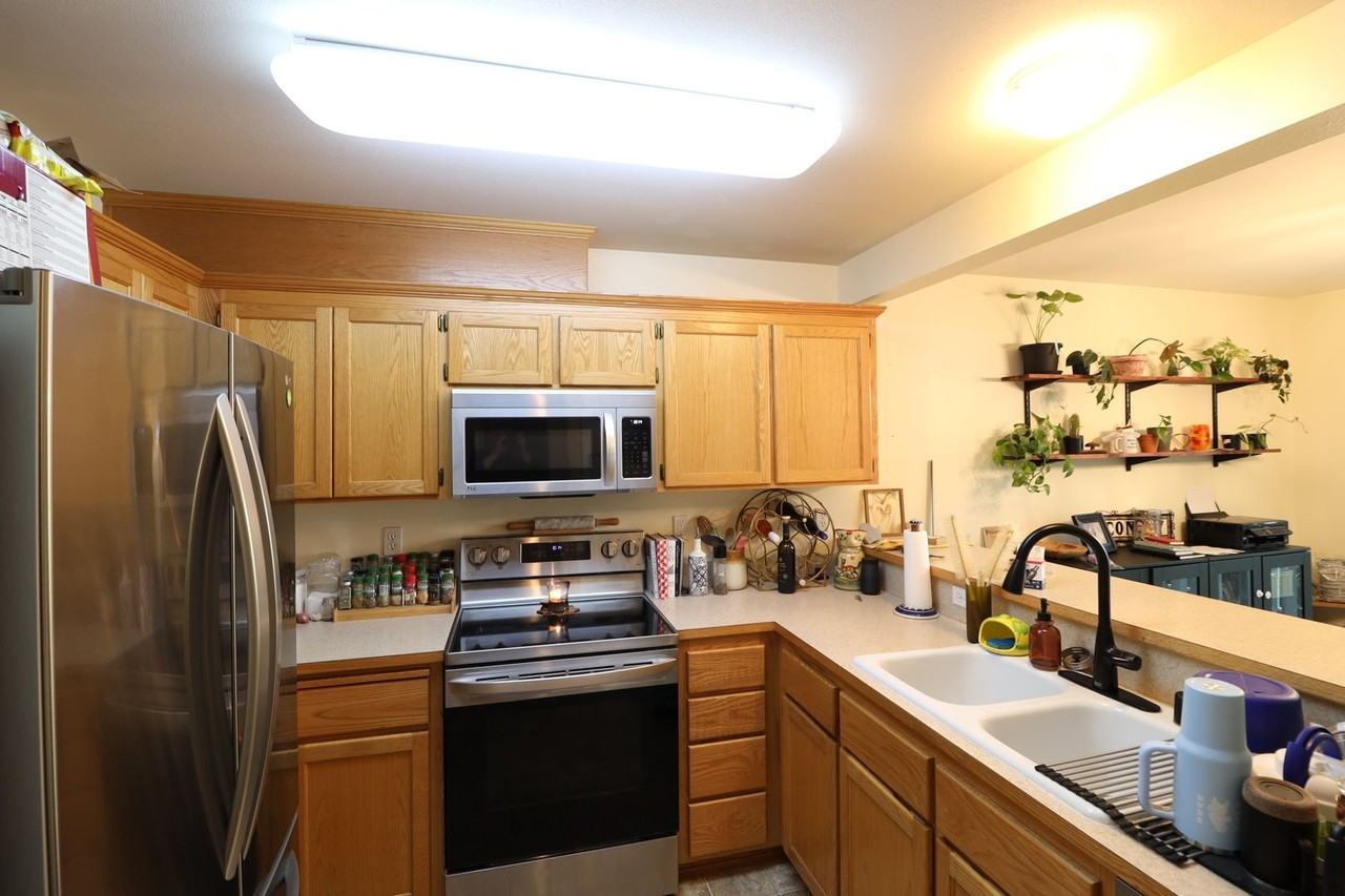 1700 Sw Mulberry Pl #A202 - Photo 2 of 8