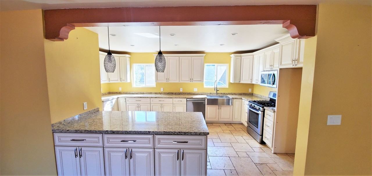 3623 Valley Vista Rd - Photo 3 of 11