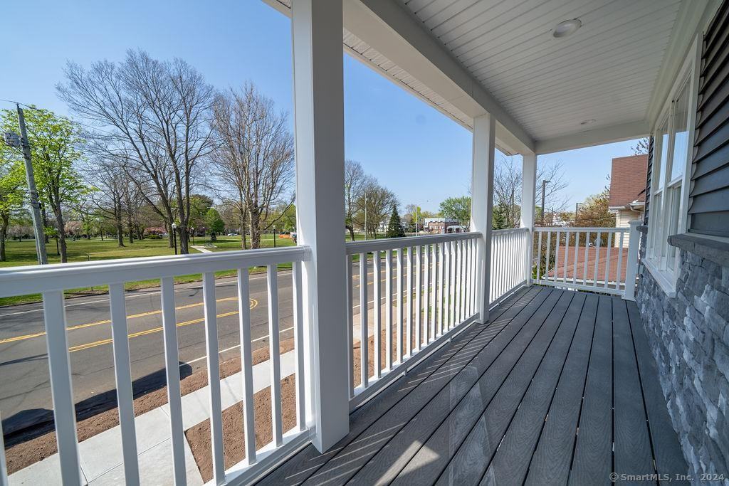 139 Main St - Photo 3 of 18