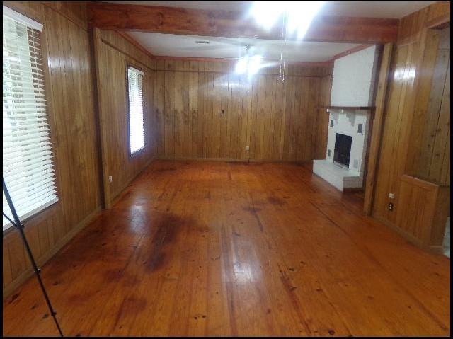 10524 High Rd E - Photo 3 of 10