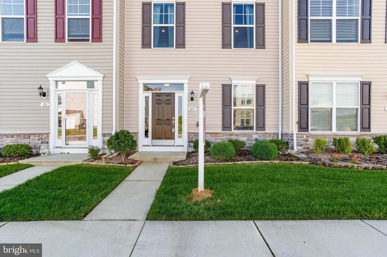 217 Mikes Way - Photo 2 of 23