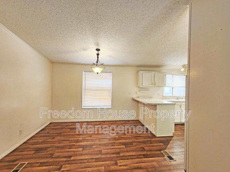 1441 W Betty Ave #1 - Photo 5 of 27