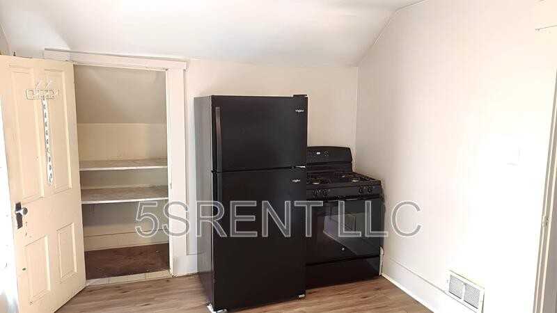 85 W 2nd St - Photo 3 of 16