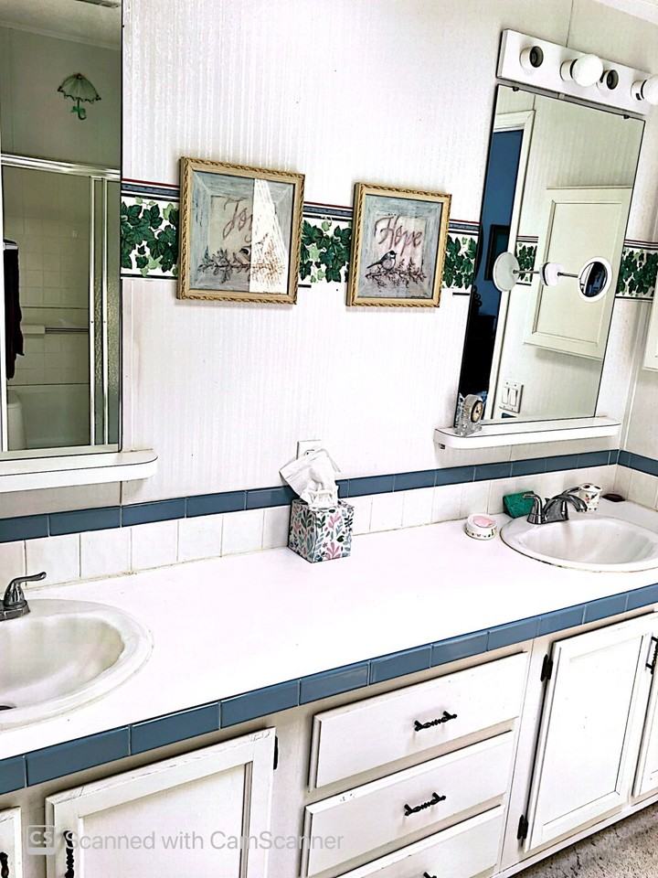 642 Klickety Klak Ln - Photo 2 of 11