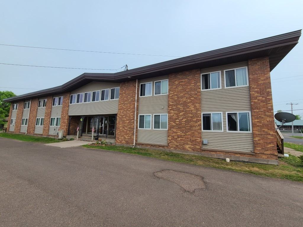 218 2Nd Ave E - Photo 2 of 48