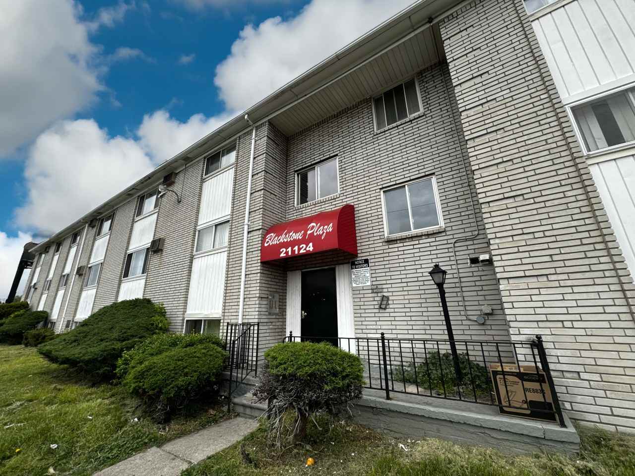 21124 Schoolcraft Apartments in Brightmoor, Detroit, MI 48223 Zumper