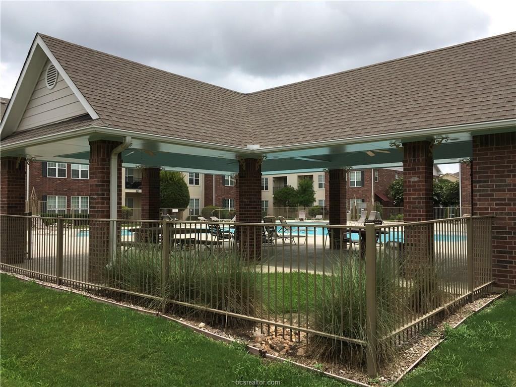 801 Luther St W #1001 - Photo 6 of 16