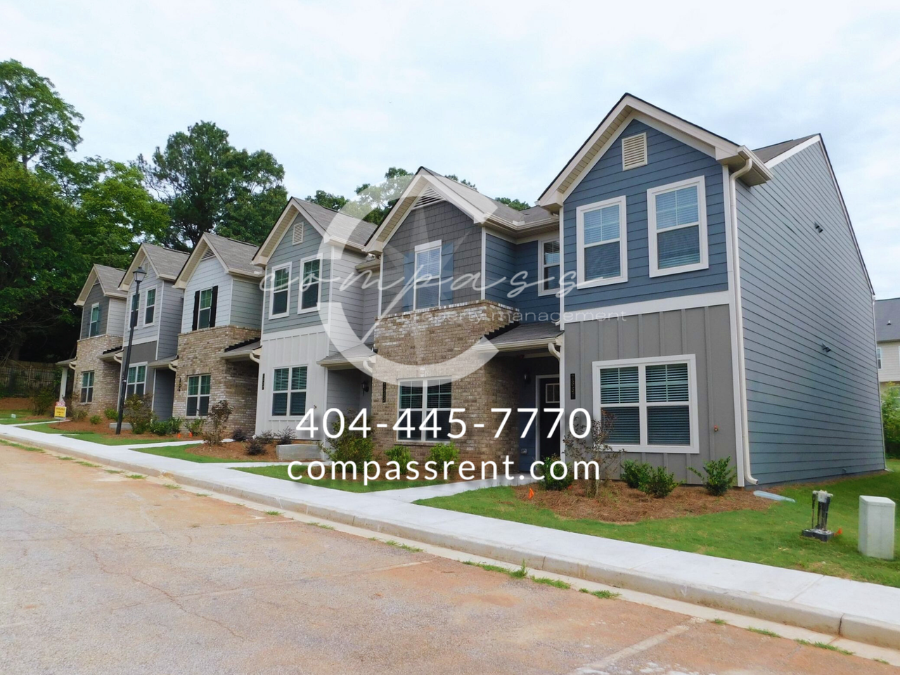 2888 Bayrose Cir - Photo 3 of 33