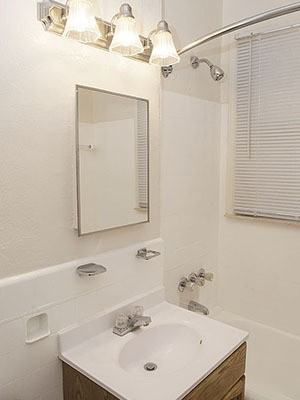 Paramount - Photo 2 of 14