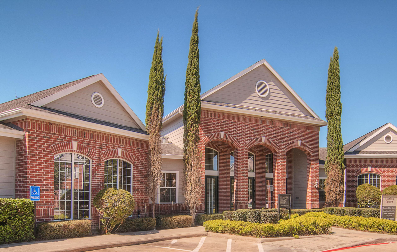 Brittmore - Photo 2 of 4