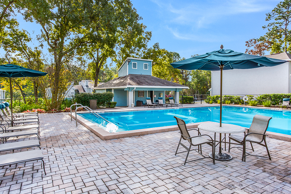 Antlers Apartments - Photo 2 of 31