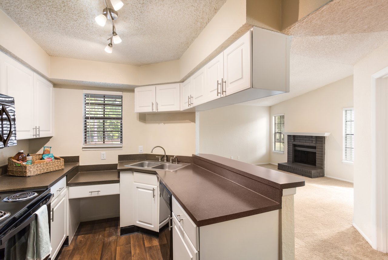 Antlers Apartments - Photo 2 of 30