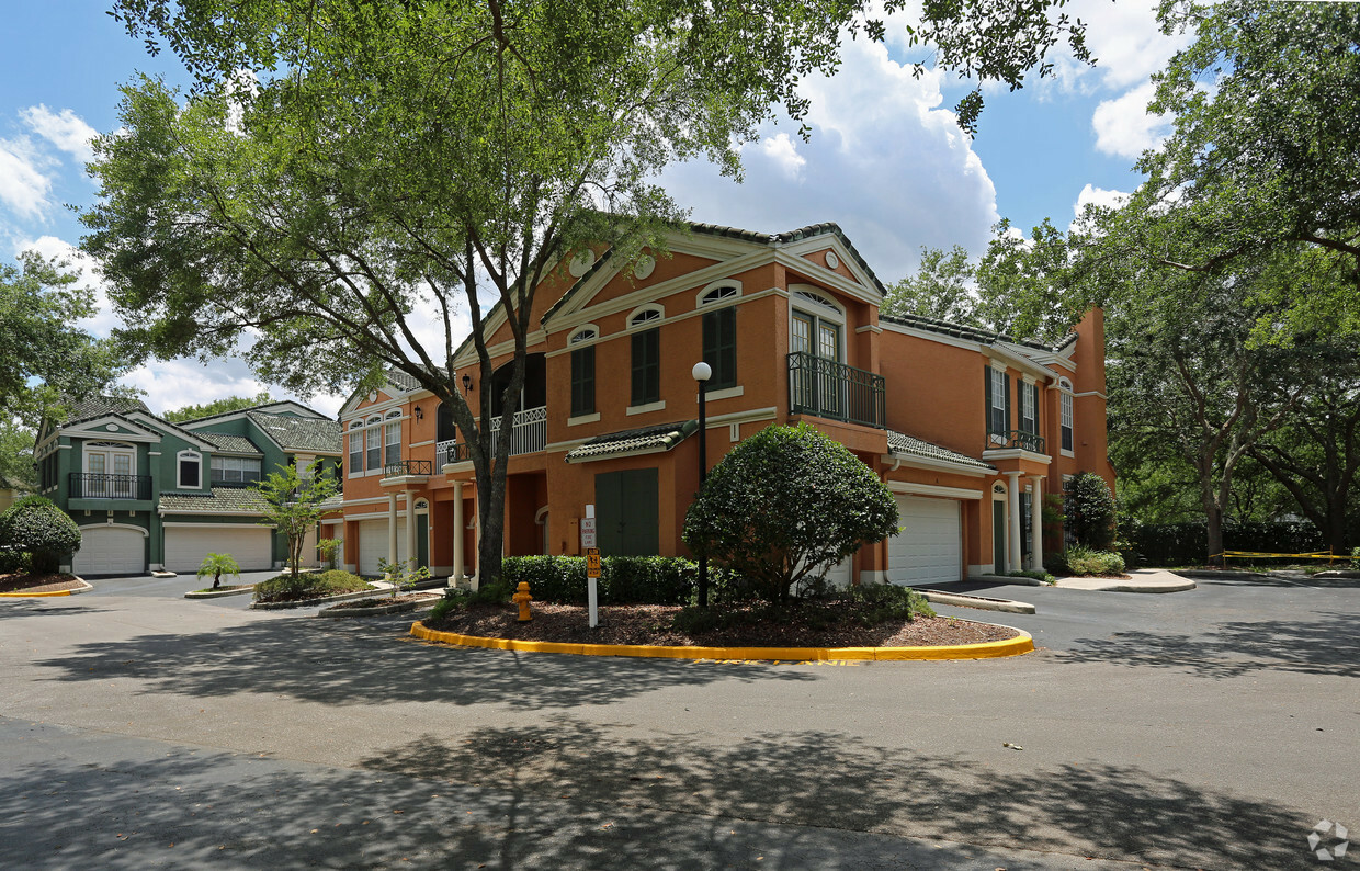 Henley Tampa Palms - Photo 3 of 10