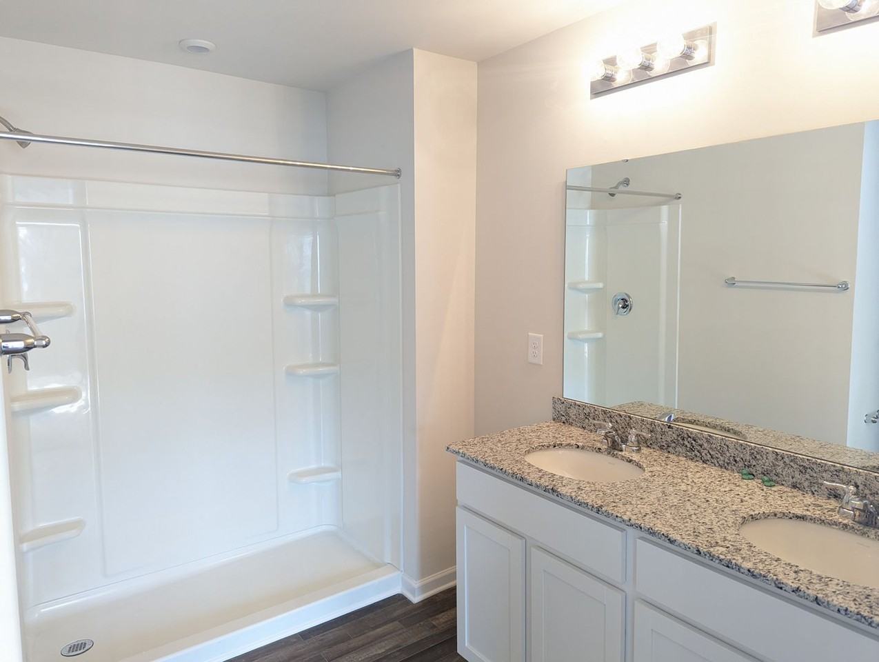 290 Winston Ln - Photo 6 of 11