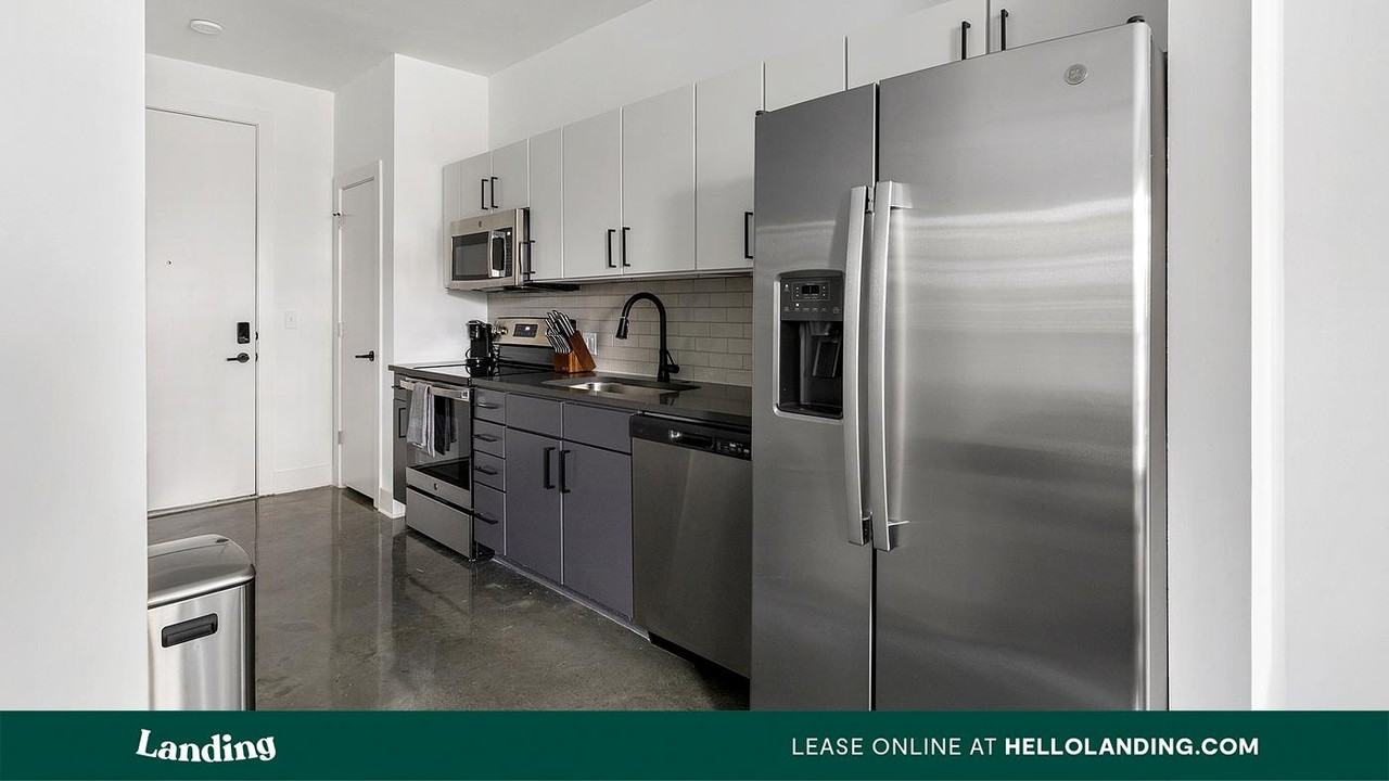 715 Merritt Ave - Photo 2 of 50