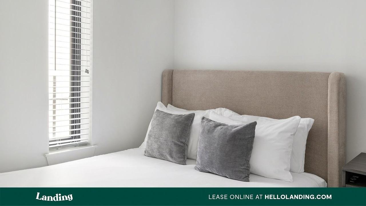 715 Merritt Ave - Photo 3 of 50