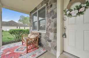 featured image of 951 Mae St