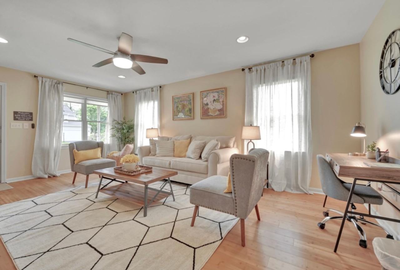 951 Mae St - Photo 3 of 17