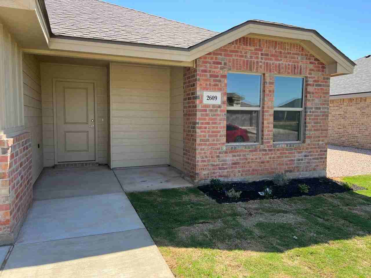2609 S County Road 1104 - Photo 3 of 46