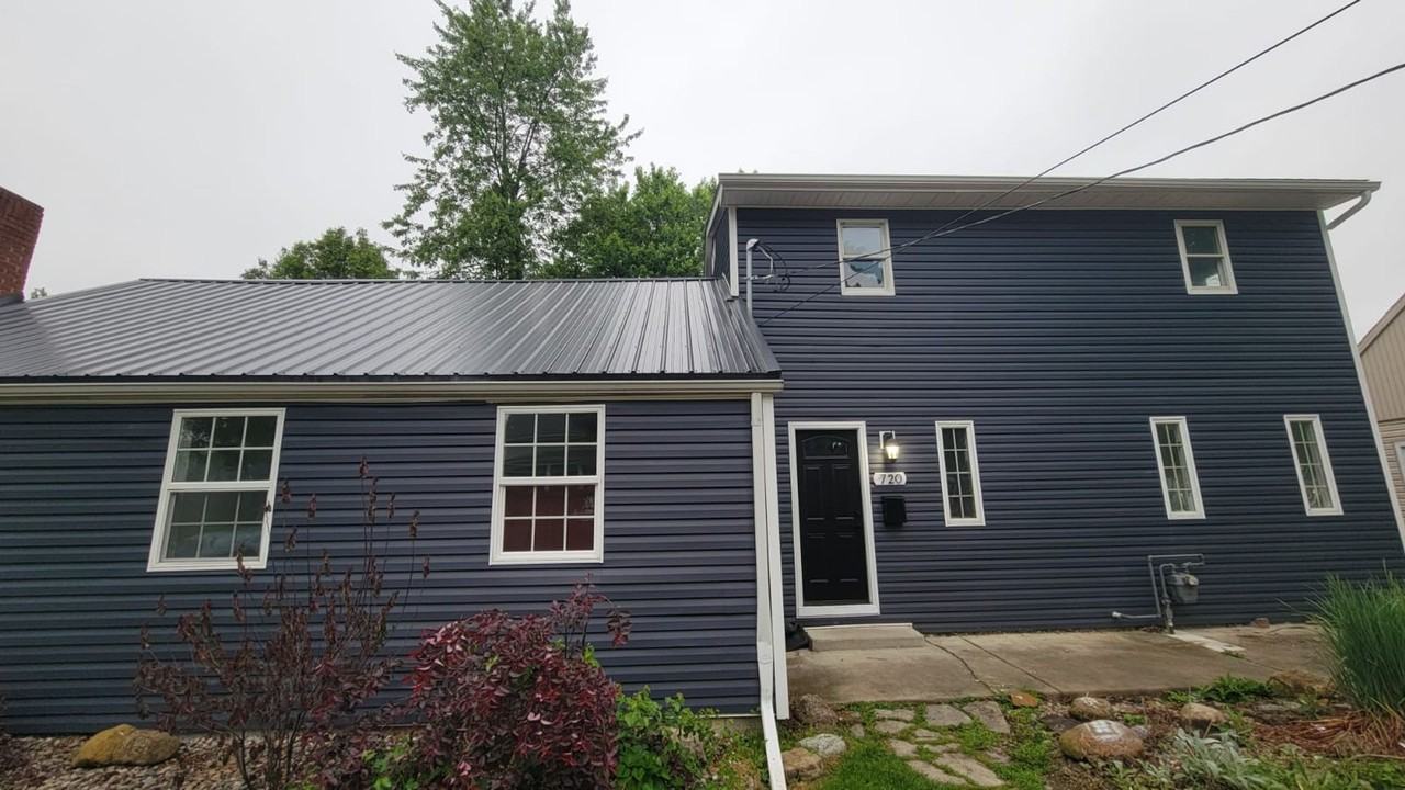 720 720 Moening St - Moening St 720 - Photo 4 of 19