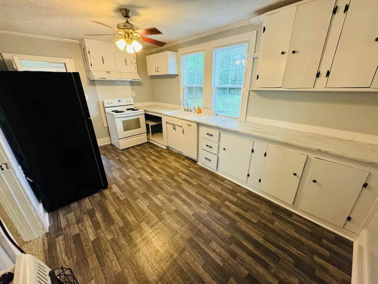 7427 Carthage Hwy - Photo 5 of 15