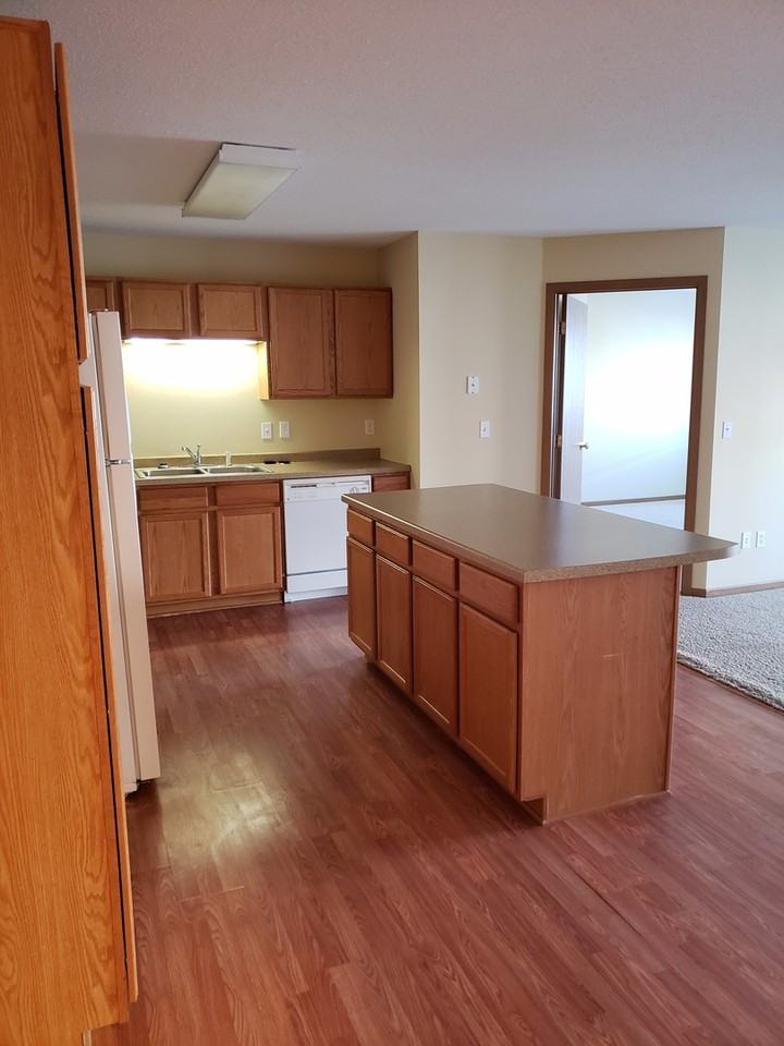 3531 13th Ave N #201 - Photo 5 of 7