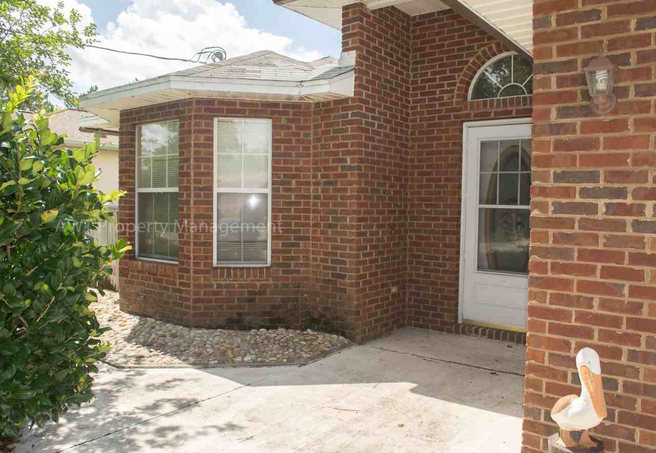 14 Wood Amber Ln - Photo 2 of 20