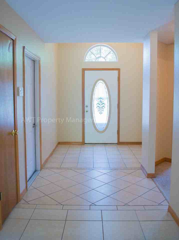 14 Wood Amber Ln - Photo 3 of 20