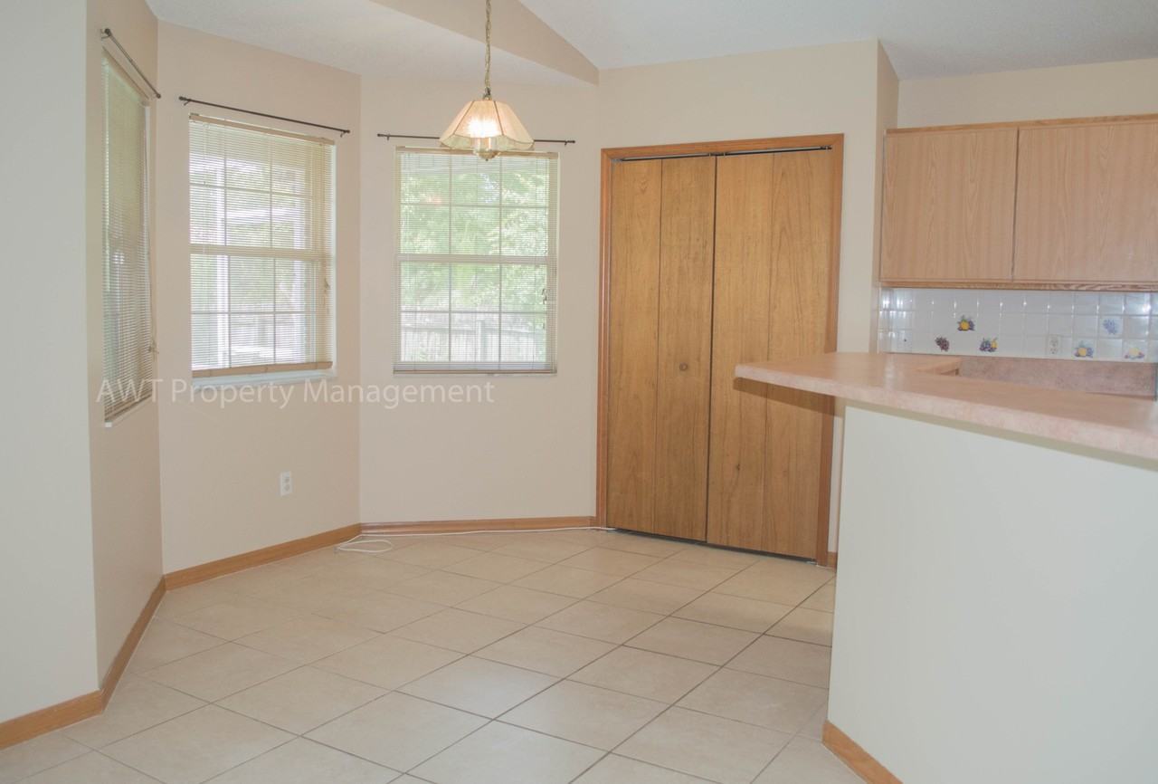 14 Wood Amber Ln - Photo 6 of 20