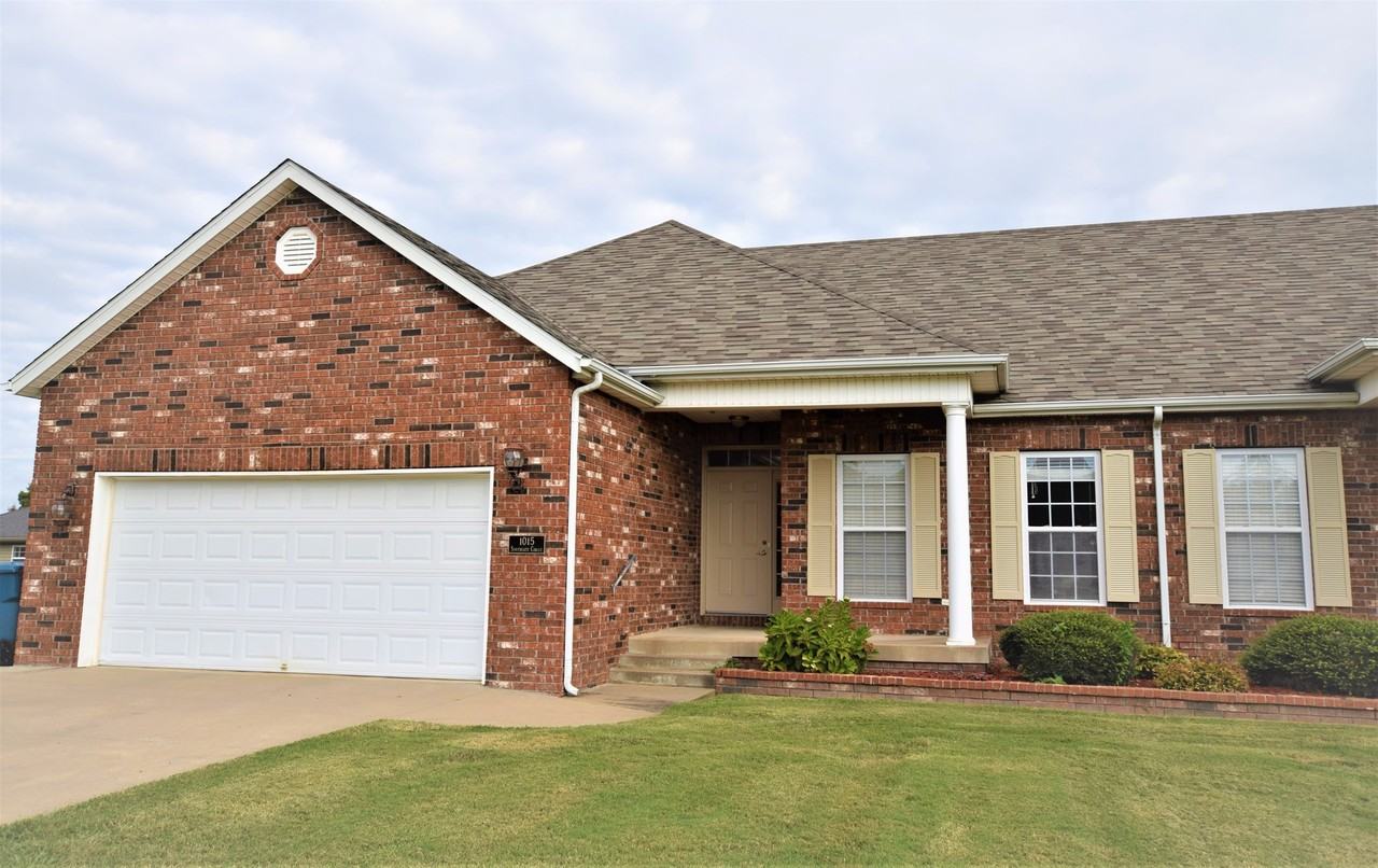 1013-15 Southgate - Photo 2 of 13