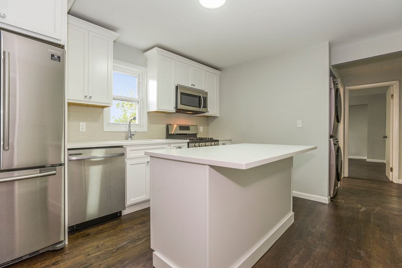 140 Nash Street - Photo 2 of 32