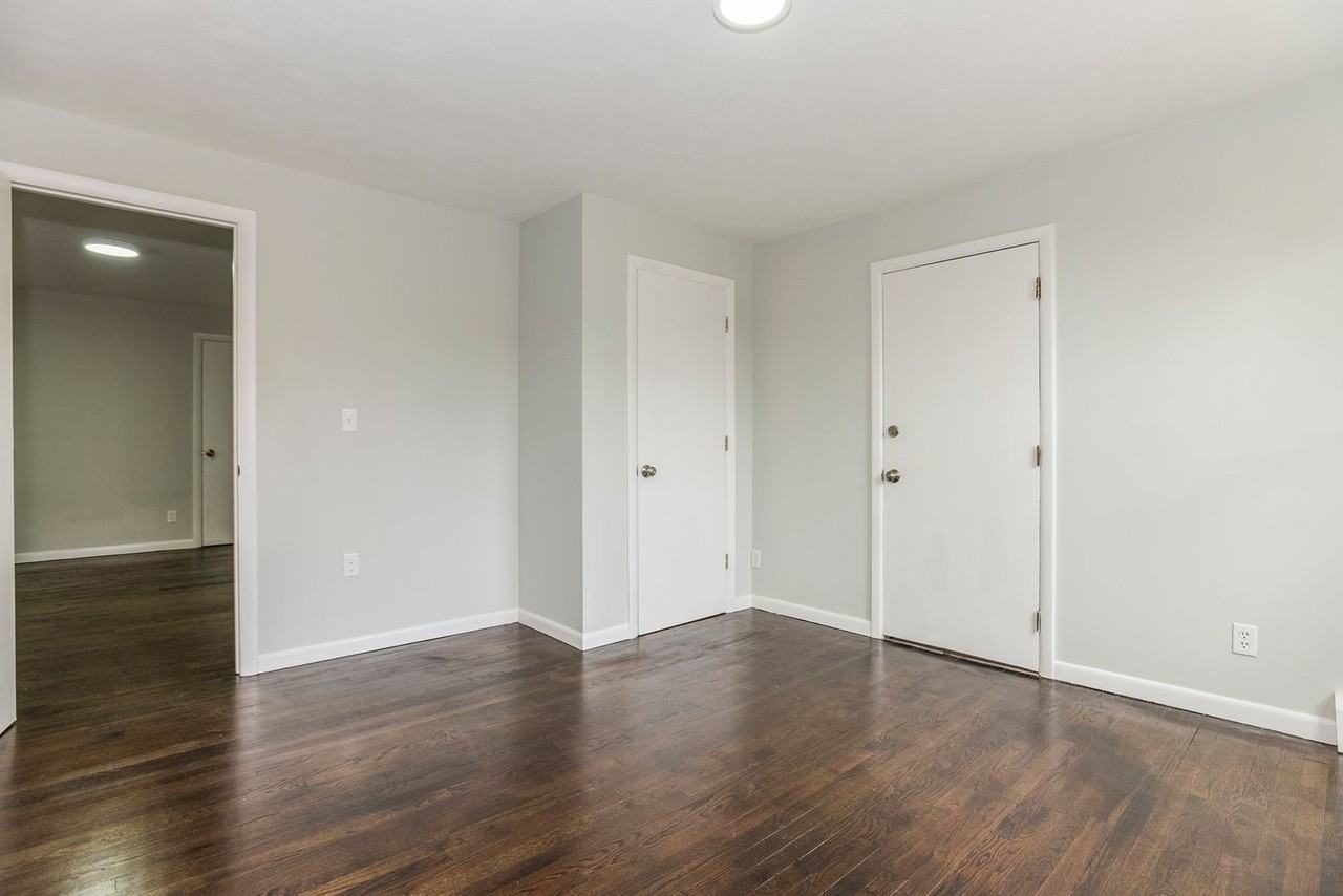 140 Nash Street - Photo 5 of 32