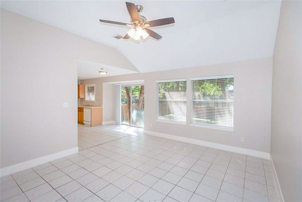 5401 Hickory Dr - Photo 3 of 21